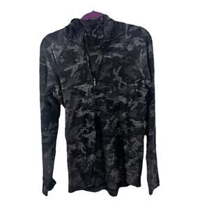 Lululemon Size 6 Women's Warm Stabilizer 1/2 Zip Hoodie Incognito Camo Black